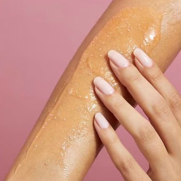 Soap & Glory Call of Fruity Body Scrub 10.1oz - Picture 3 of 3